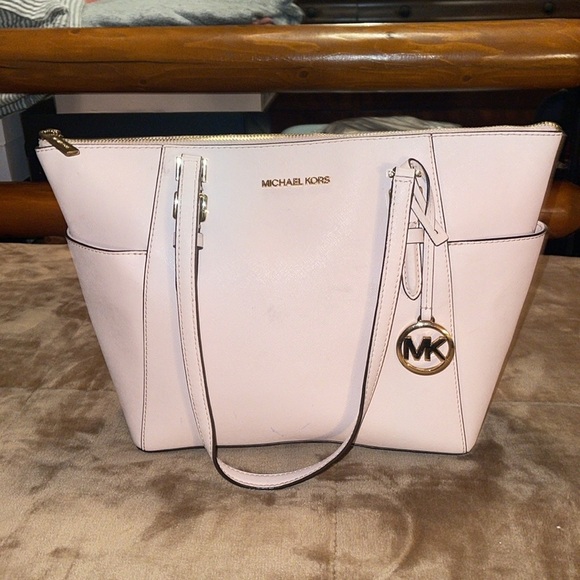 MICHAEL KORS JET SET CROSS GRAIN LEATHER TOP ZIP TOTE BAG - Picture 3 of 13